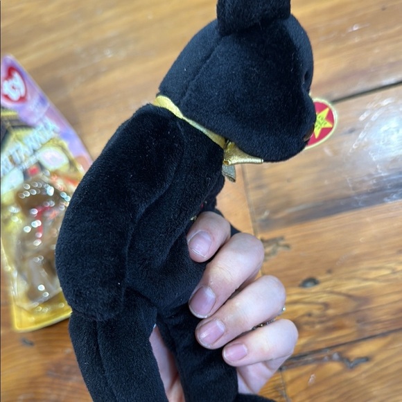 1999 The End TY Black Bear with gold bow Beanie Baby - Picture 6 of 7